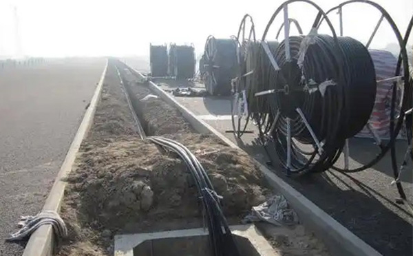 现代通信网络建设指南:文县光缆施工全流程技术解析与质量控制 现代通信网络建设指南:文县光缆施工全流程技术解析与质量控制